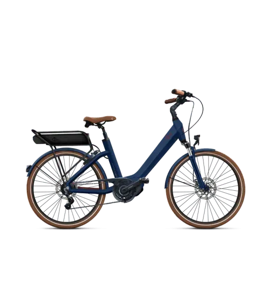 Un vélo électrique bleu marine et marron.