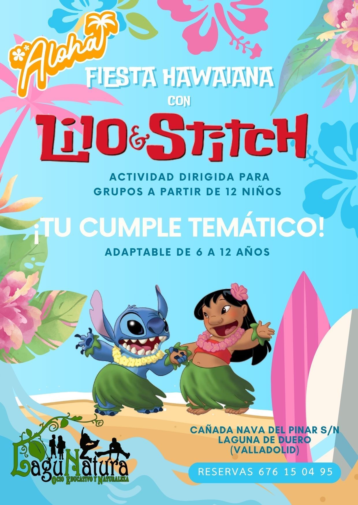 Cartel colorido de Aloha Fiesta Hawaiana de Lilo & Stitch con Stitch, Lilo, tablas de surf y detalles del evento.