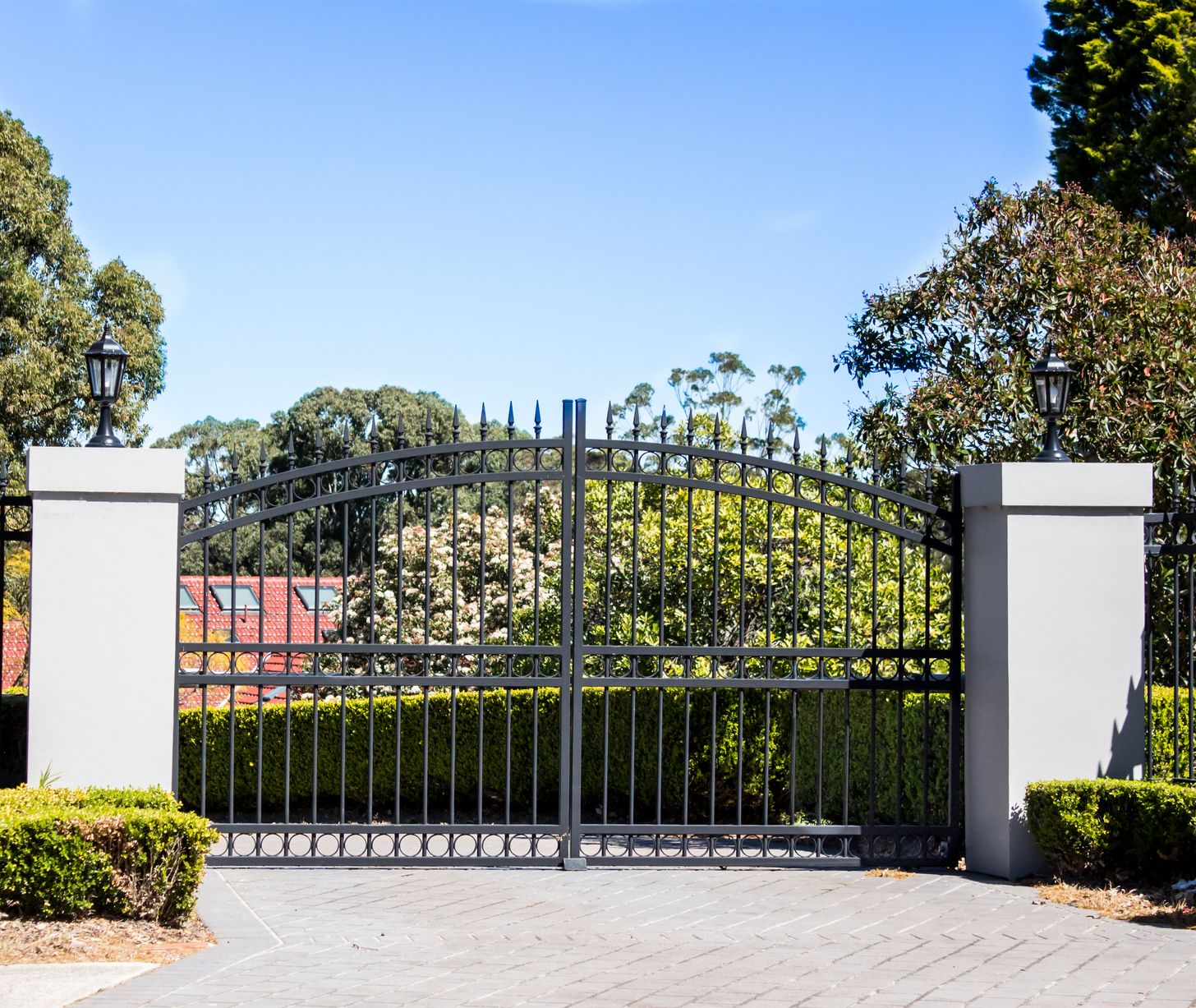 Des clés dans une serrure