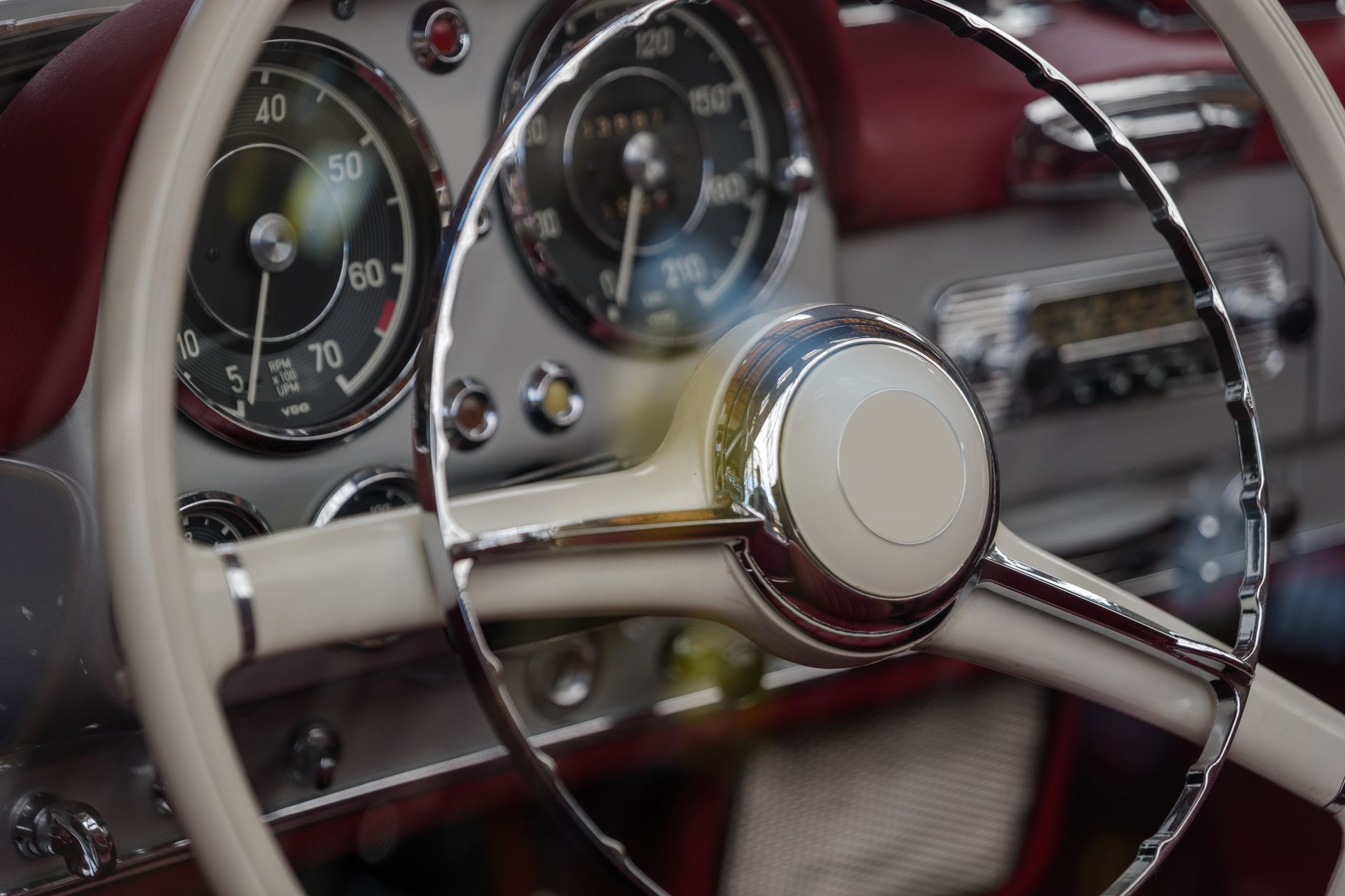 Volant de voiture ancienne