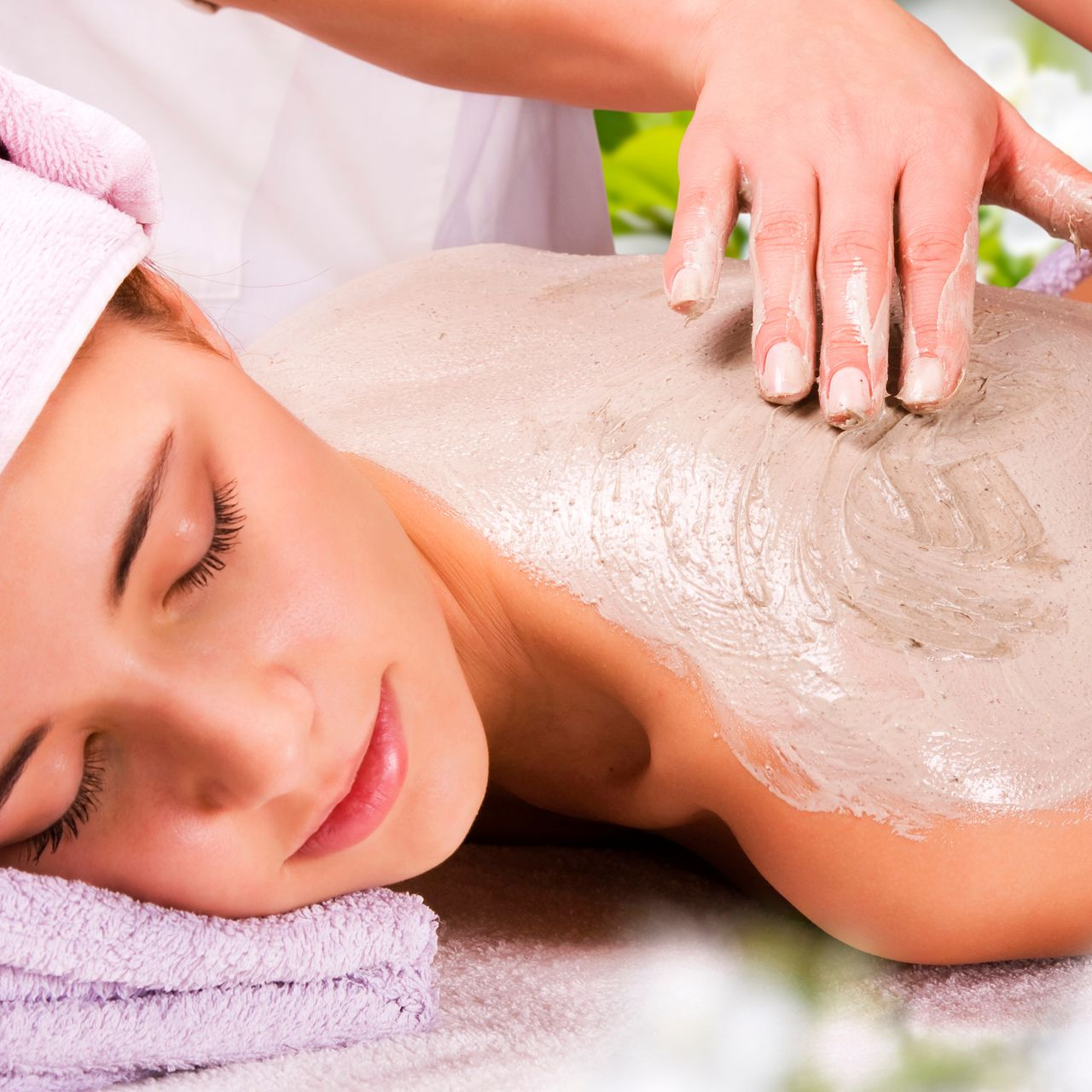 Soin du dos en train d'être réalisé