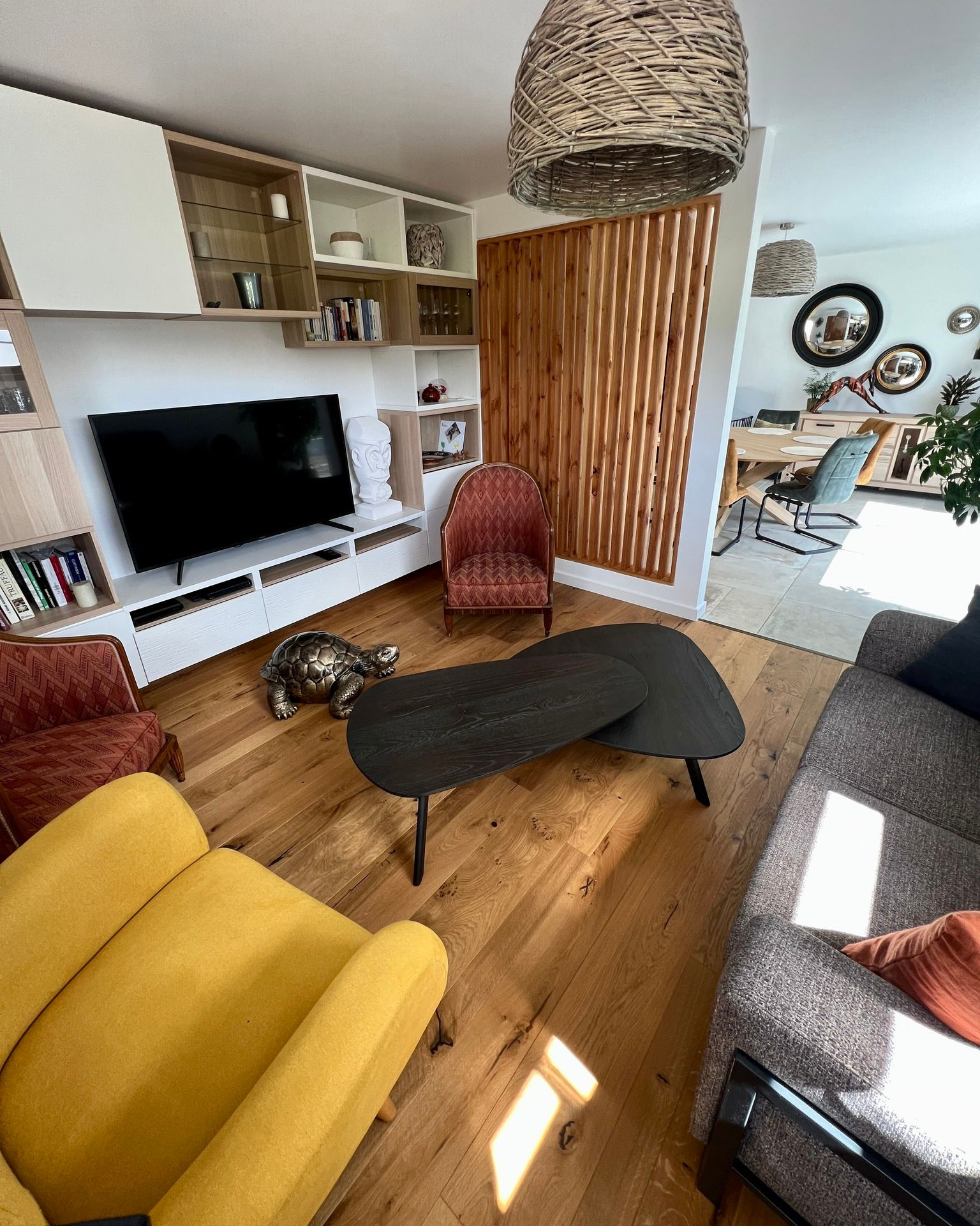 Réalisation d’un parquet dans un salon