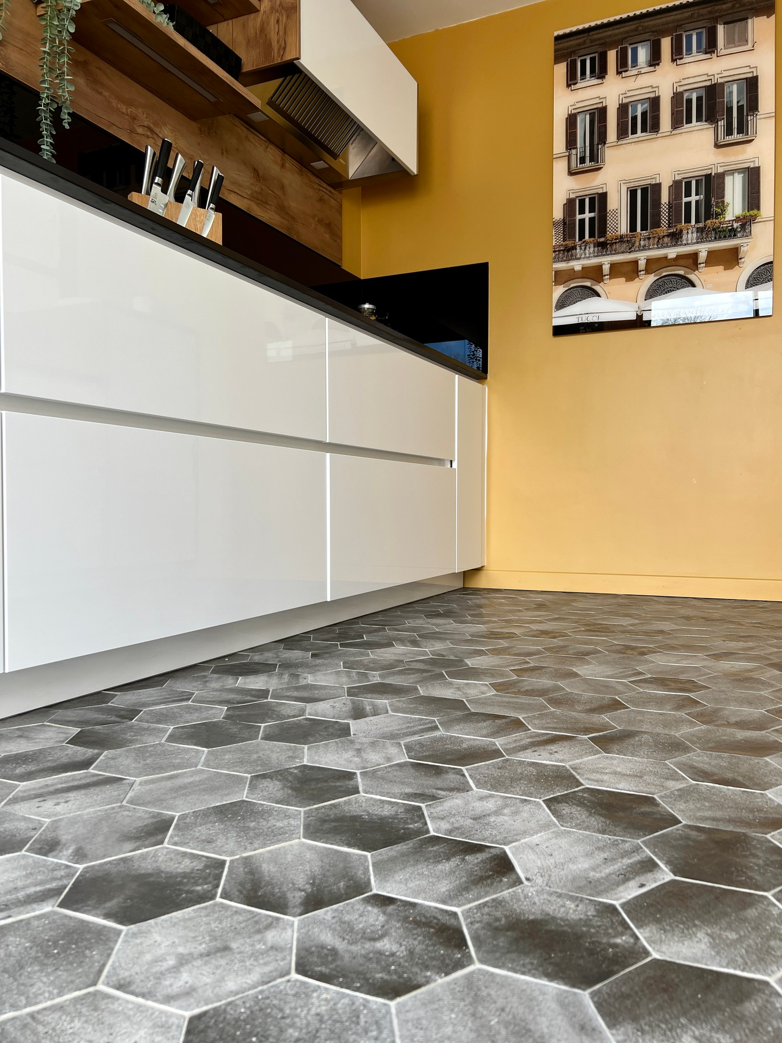 Réalisation d’un sol carrelé dans une cuisine