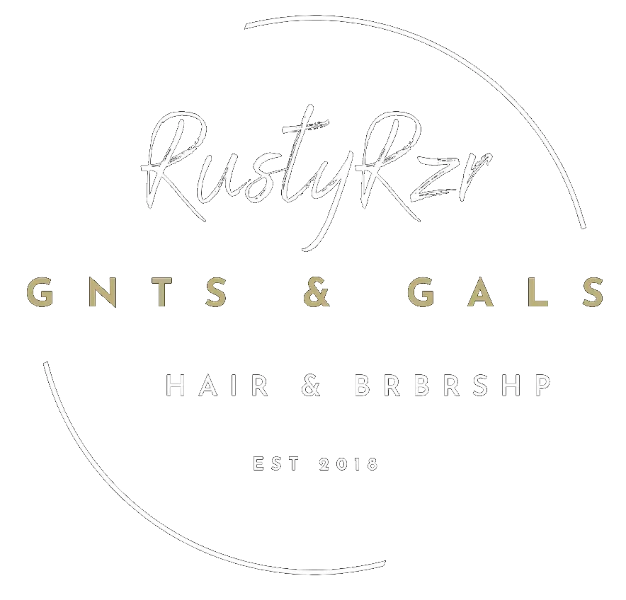Logo: „RustyRzr“ in Schreibschrift, gewölbt durch Linien, über „GNTS & GALS HAIR & BARBERSHOP“, „EST 2016“.