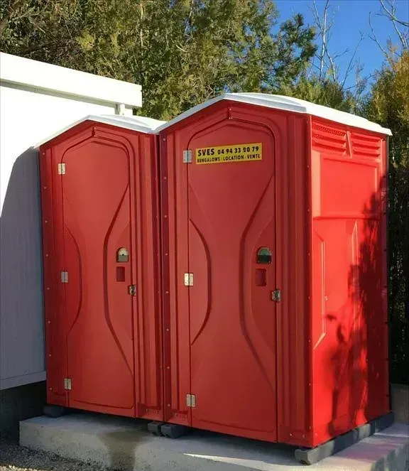 WC chimiques extérieurs