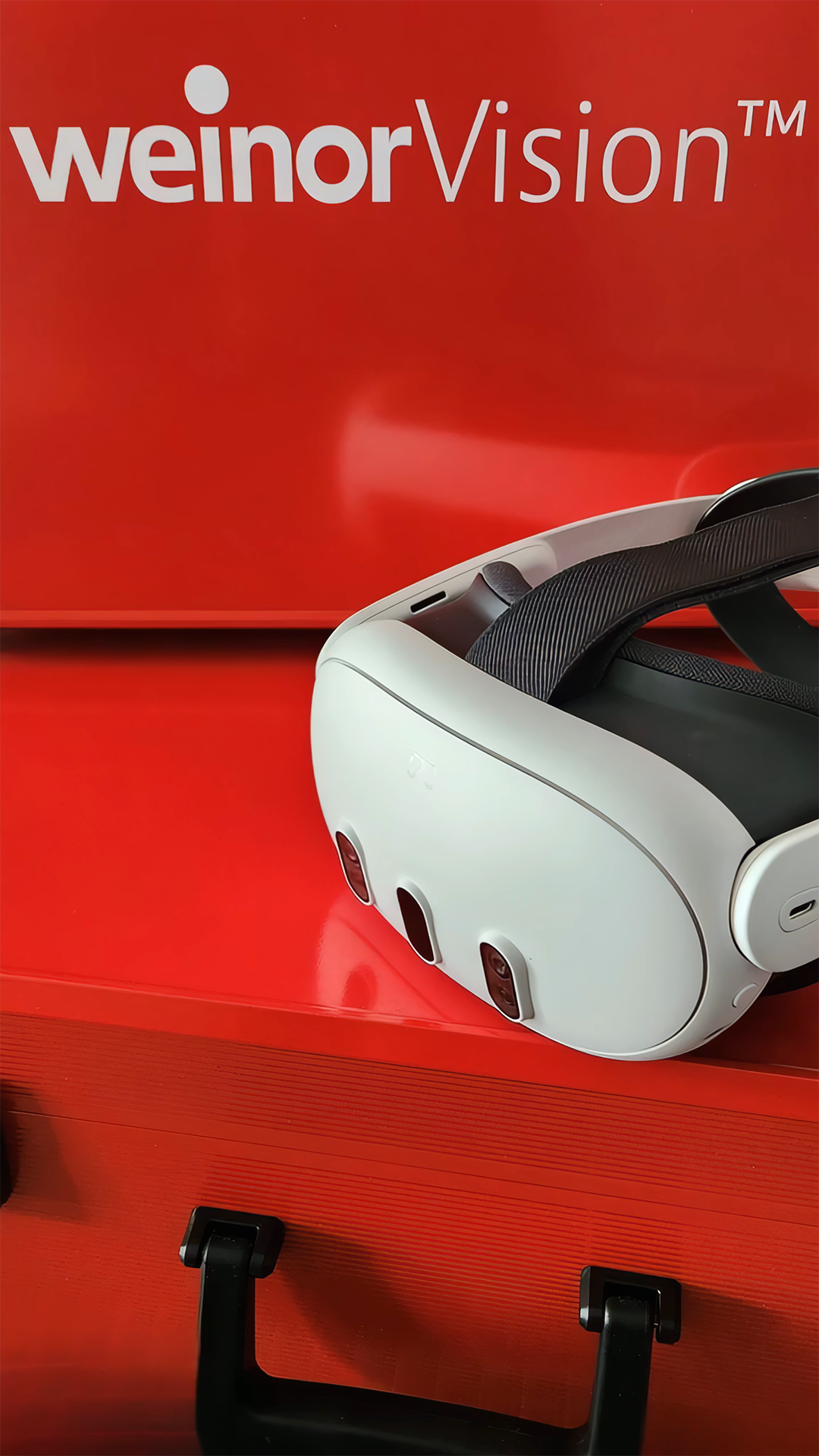 Werbeflyer für eine Weinor-Markise mit einer Außenterrassen-Ausstattung und einem saisonalen Rabattangebot.