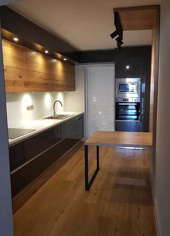 κατασκευές σε Κουζίνες ΒΙ.Ε.ΕΞ.ΑΛ