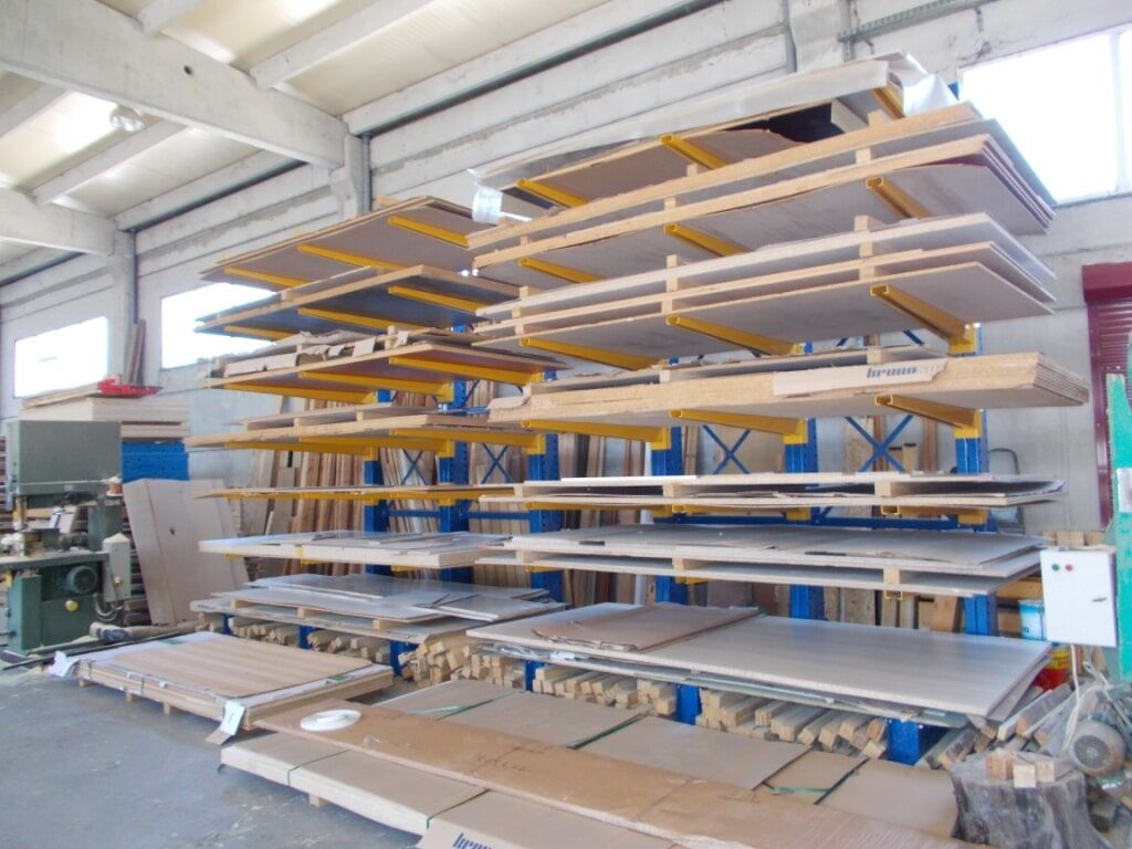 Εμπόριο Ξυλείας από την ΒΙΕΕΞΑΛ ΠΑΣΣΑΣ