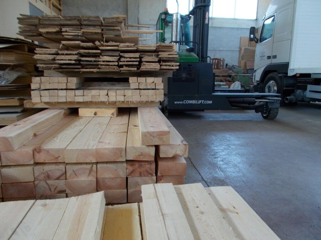 Εμπόριο Ξυλείας από την ΒΙΕΕΞΑΛ ΠΑΣΣΑΣ