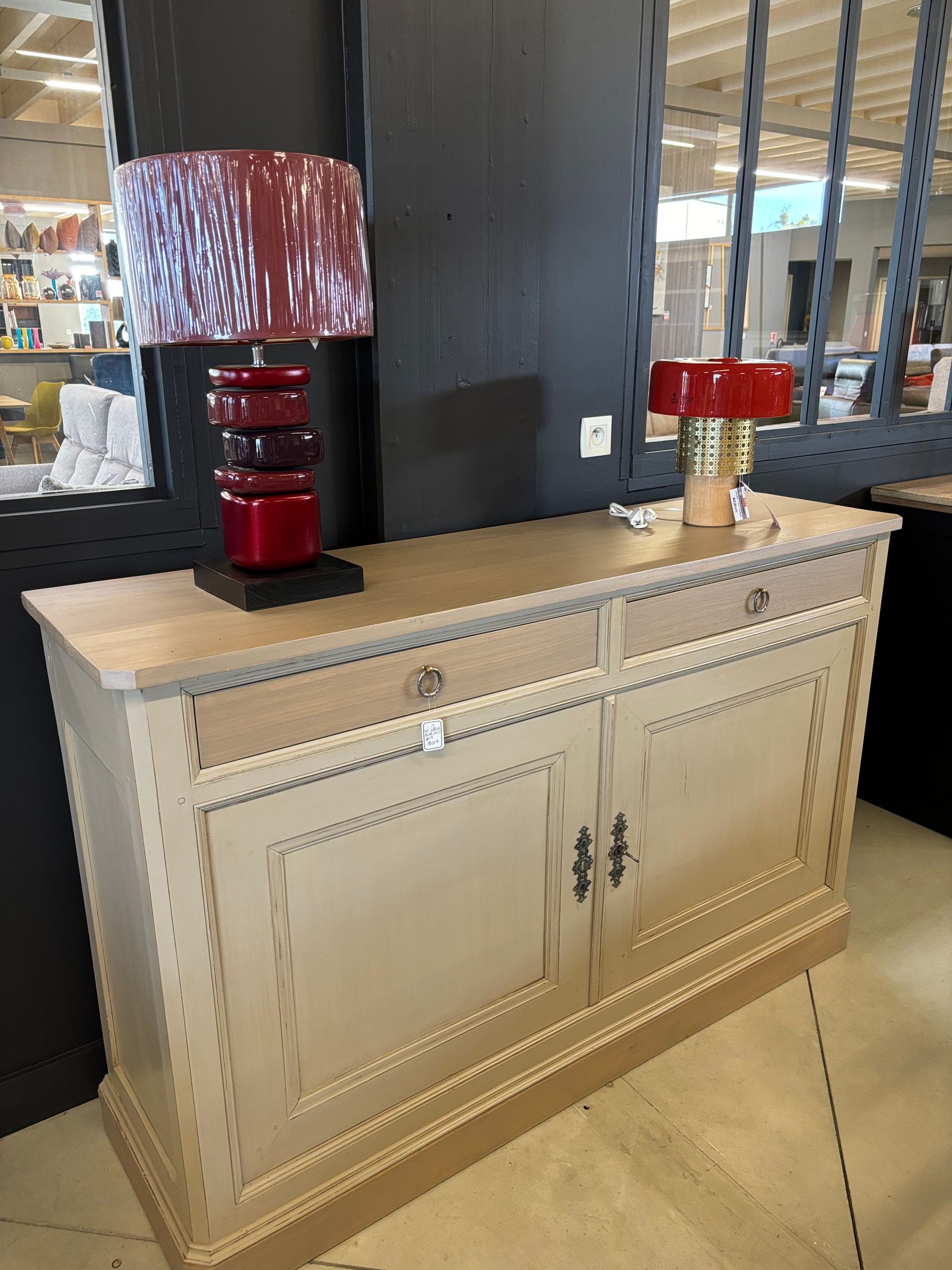 Meubles anciens relookés