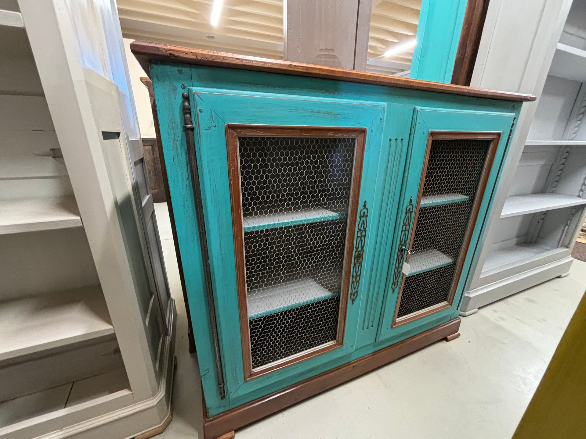 Meubles anciens relookés