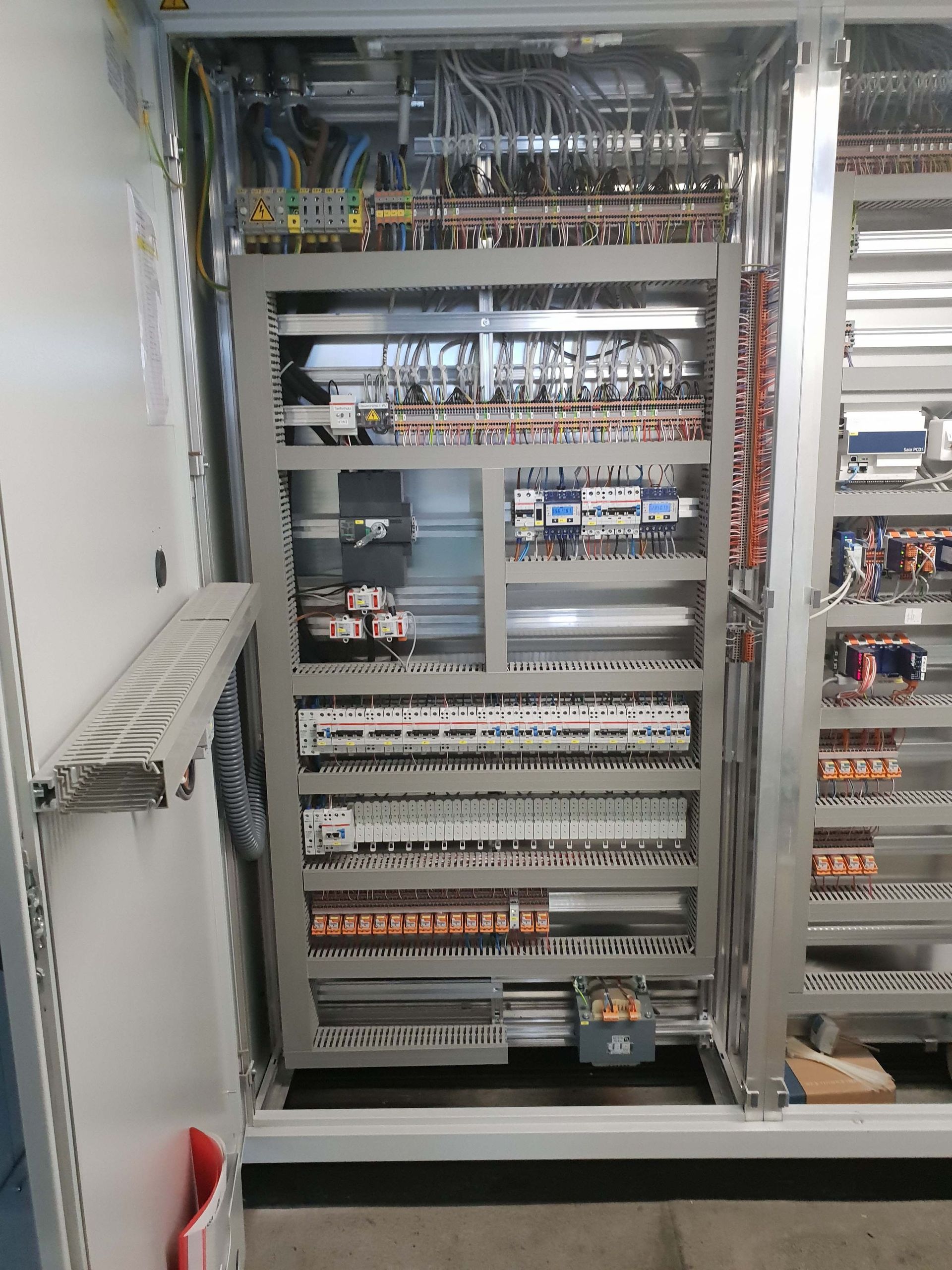 schaltschrank - retas schema ag - wildegg