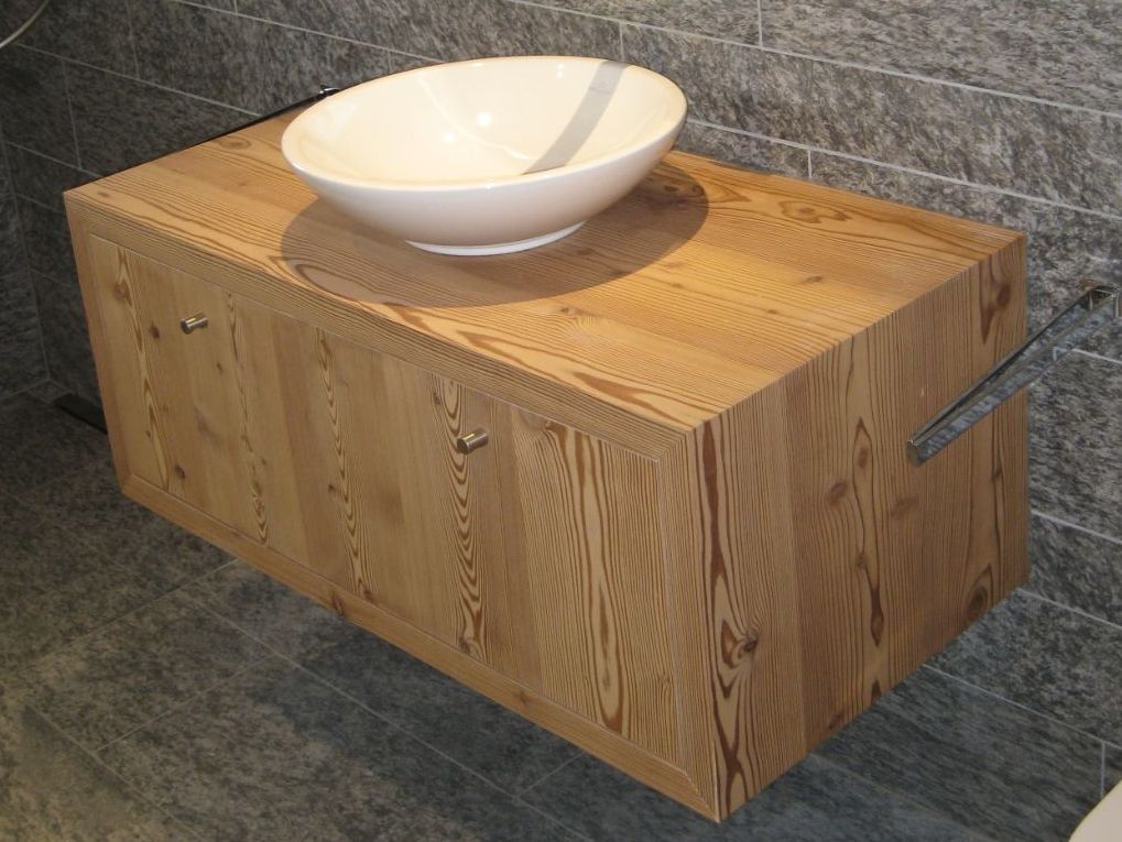 Badmöbel Laax Graubünden
