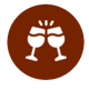 Dos copas de vino brindan en un círculo marrón.
