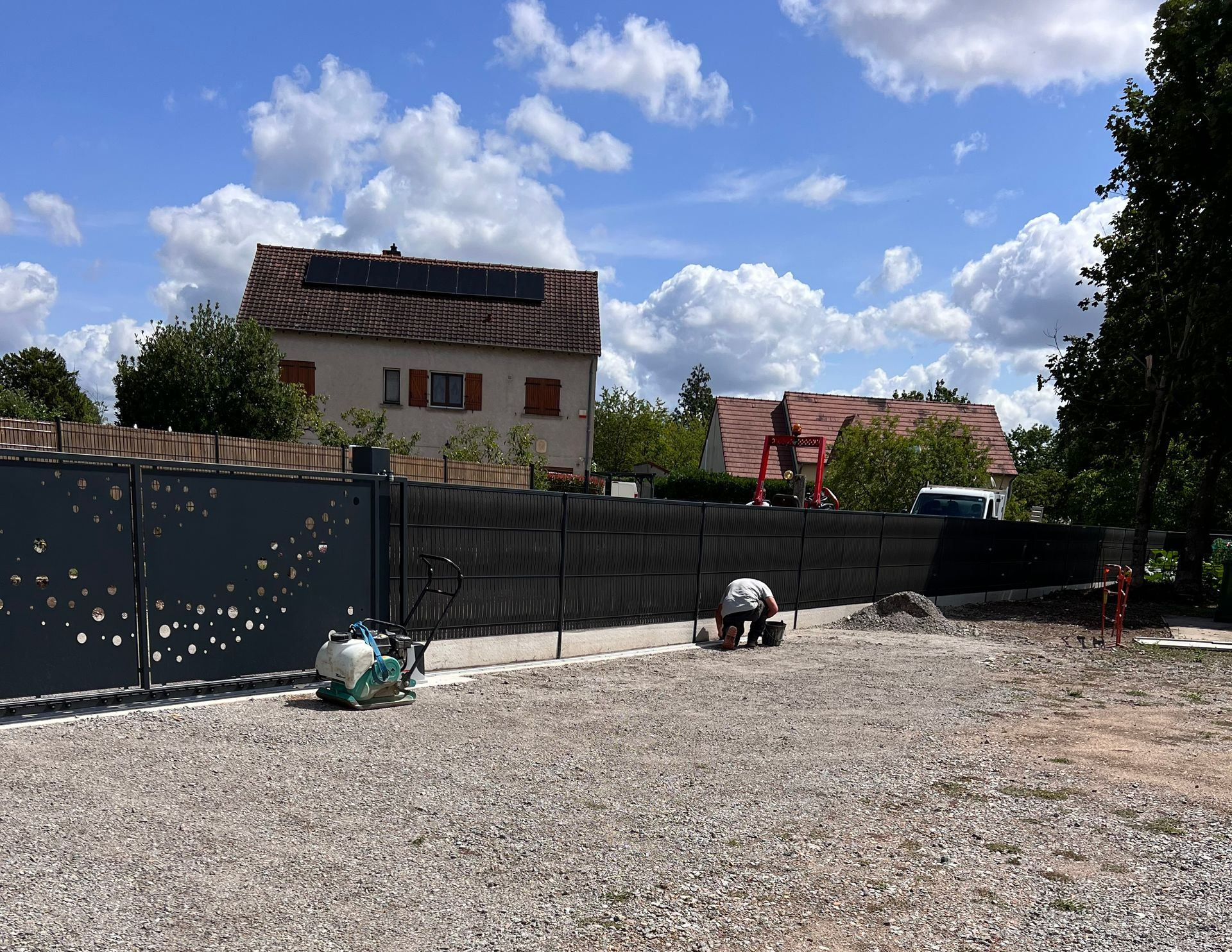 Installation d'une clôture