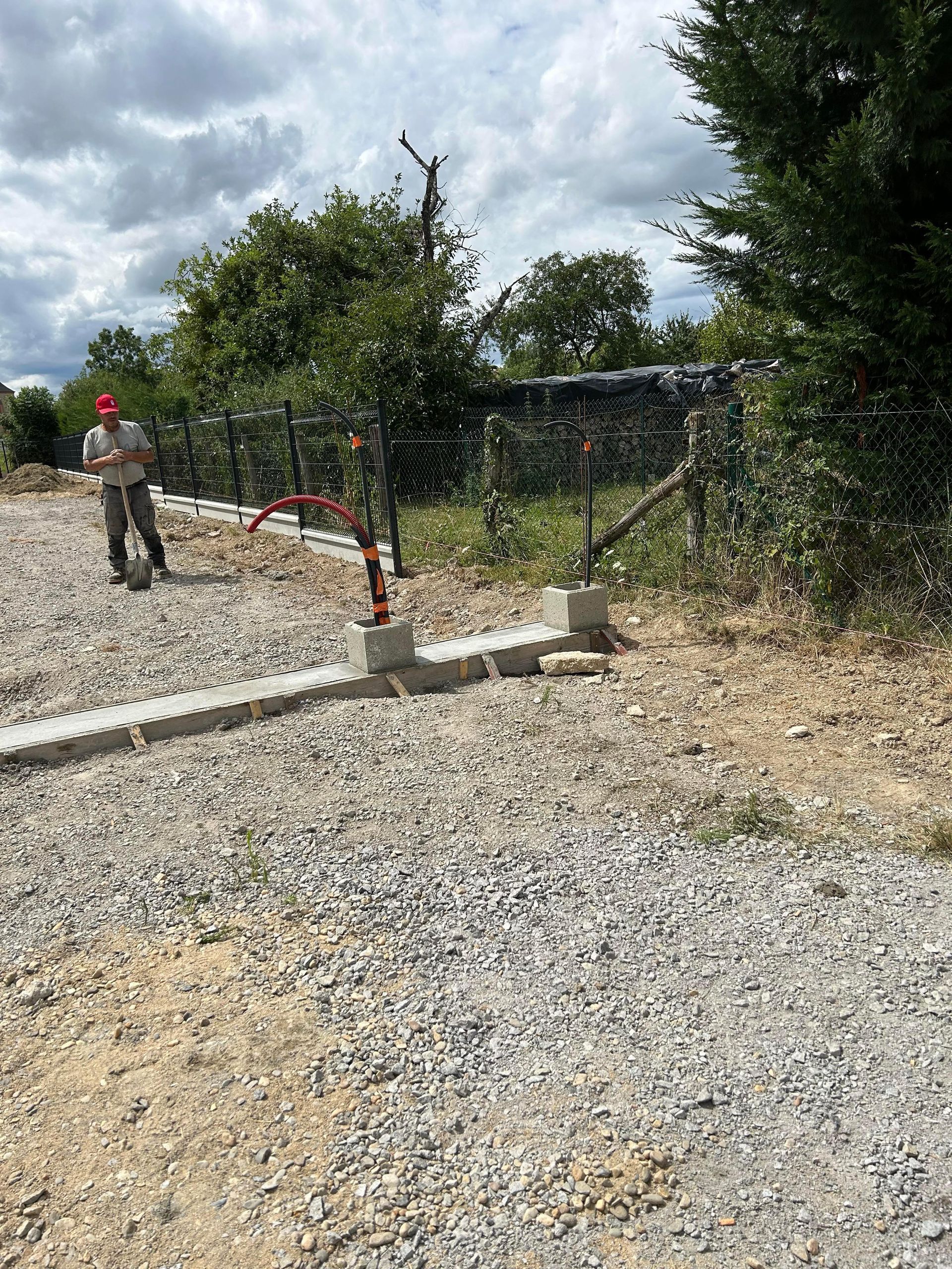 Ouvrier de l'entreprise sur un chantier