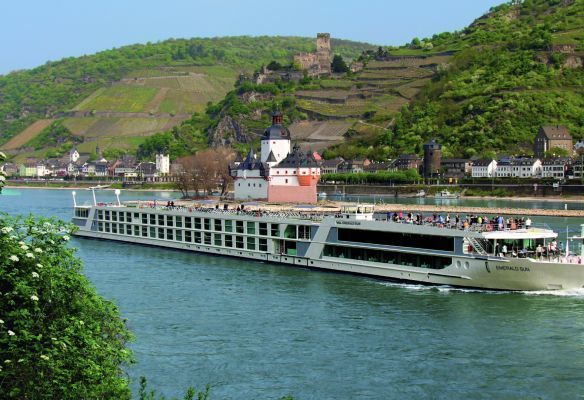 Emerald Sun on the lower Danube