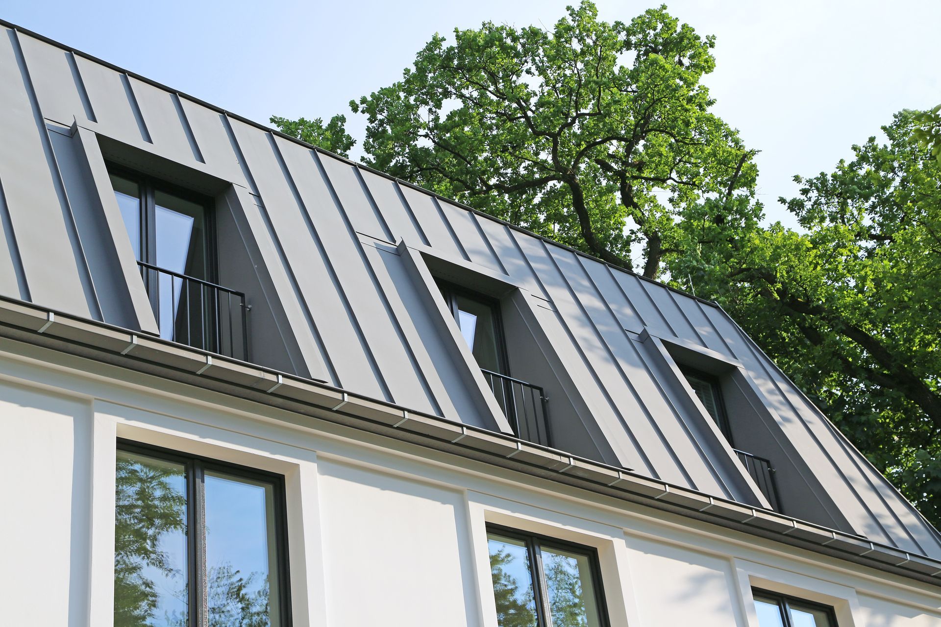 Rénovation de toiture en zinc à Rueil-Malmaison