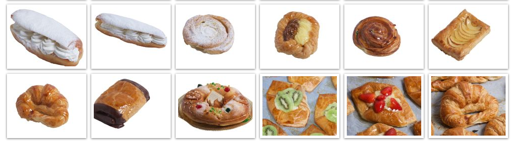 Estantería con una variedad de productos horneados y pasteles, incluyendo panecillos, rosquillas y pasteles con cobertura de frutas.