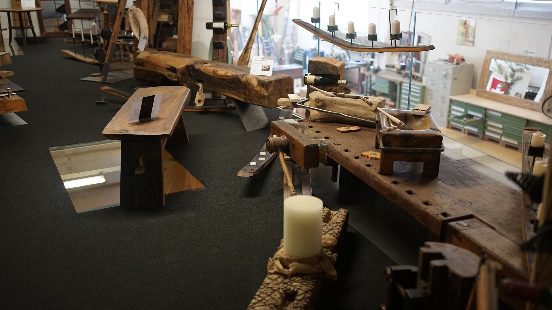 Garderobe - Harry Jerger Glas + Holz f.p.s.