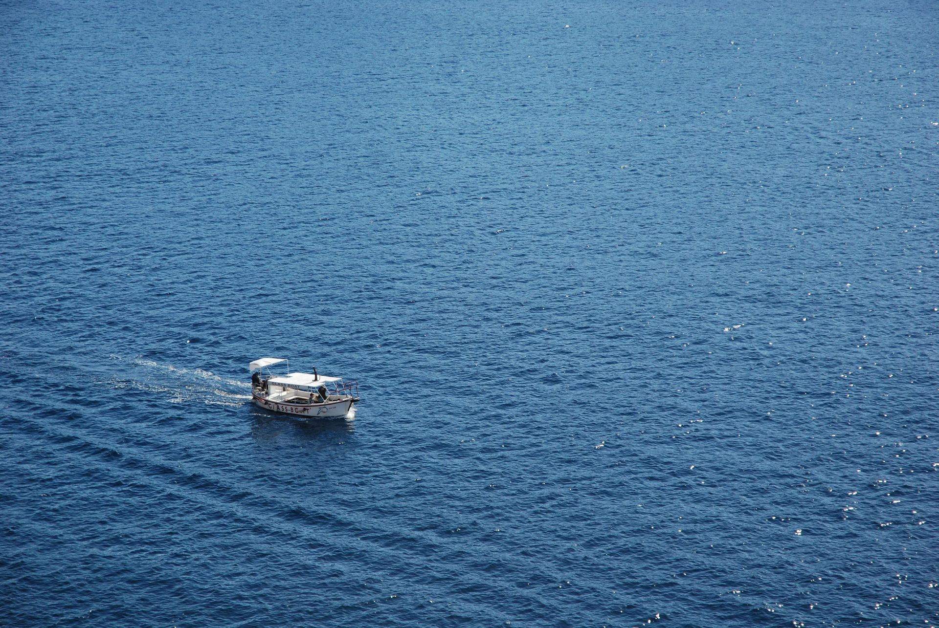 Luo Alt-tekstitunnisteet hakukoneoptimointia ja saavutettavuutta varten. 