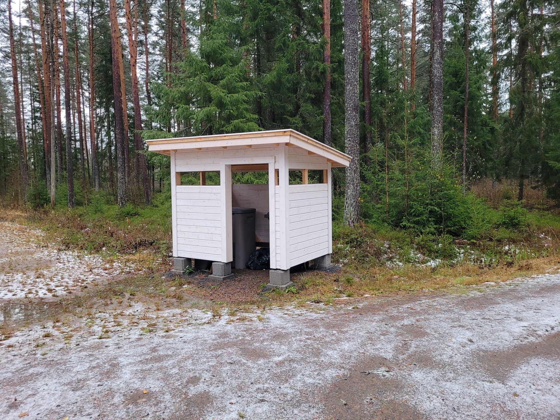 Roskakatoksen rakennus