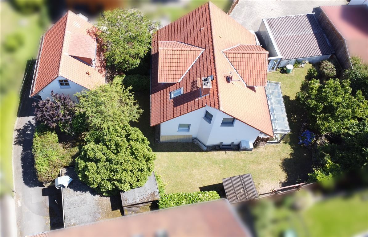 Grundstücksansicht Gartenseite