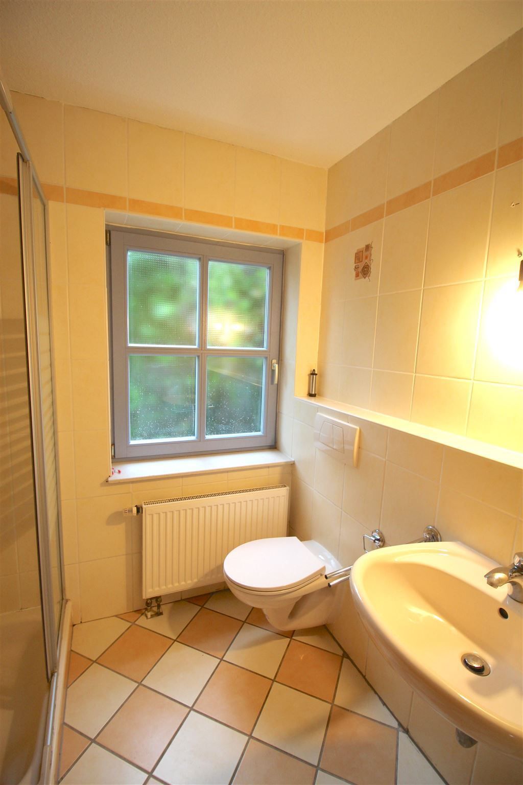 Badezimmer EG