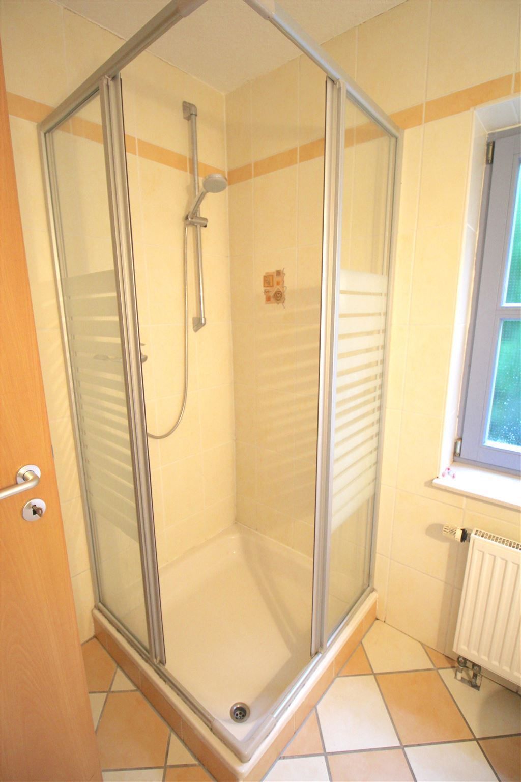 mit Dusche