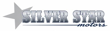 Logotipo de Silver Star Motors con una estrella gris y texto met&aacute;lico en negrita.