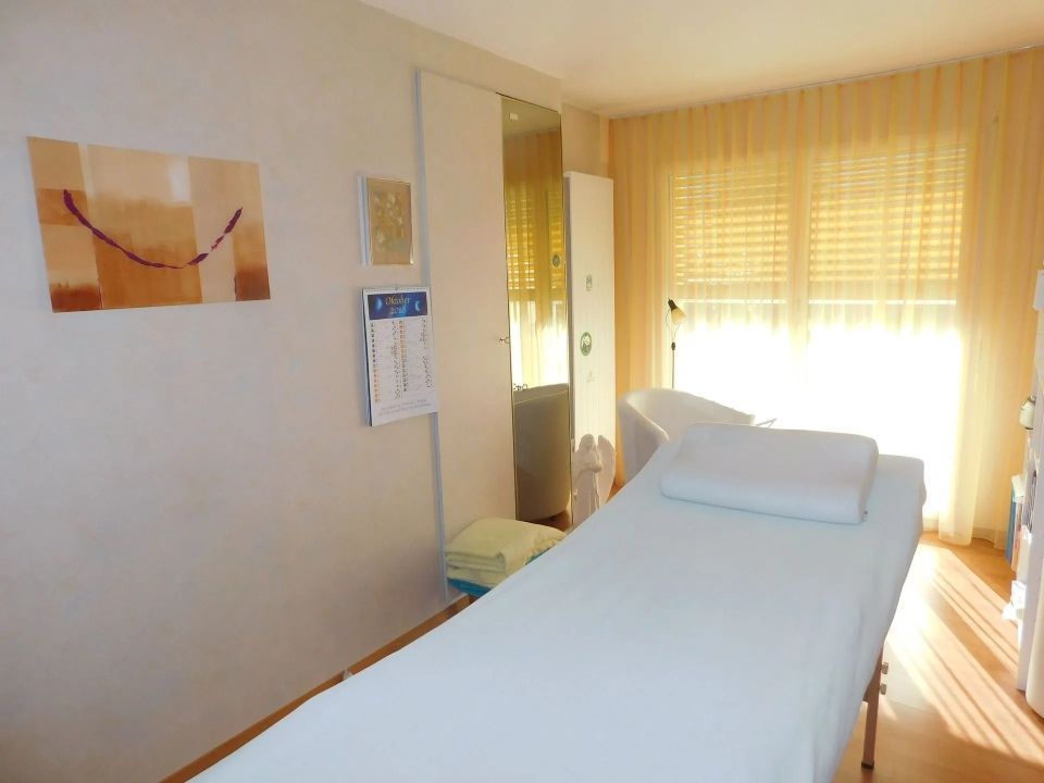 Bild von Massagestuhl der Roth Massagepraxis in Berikon