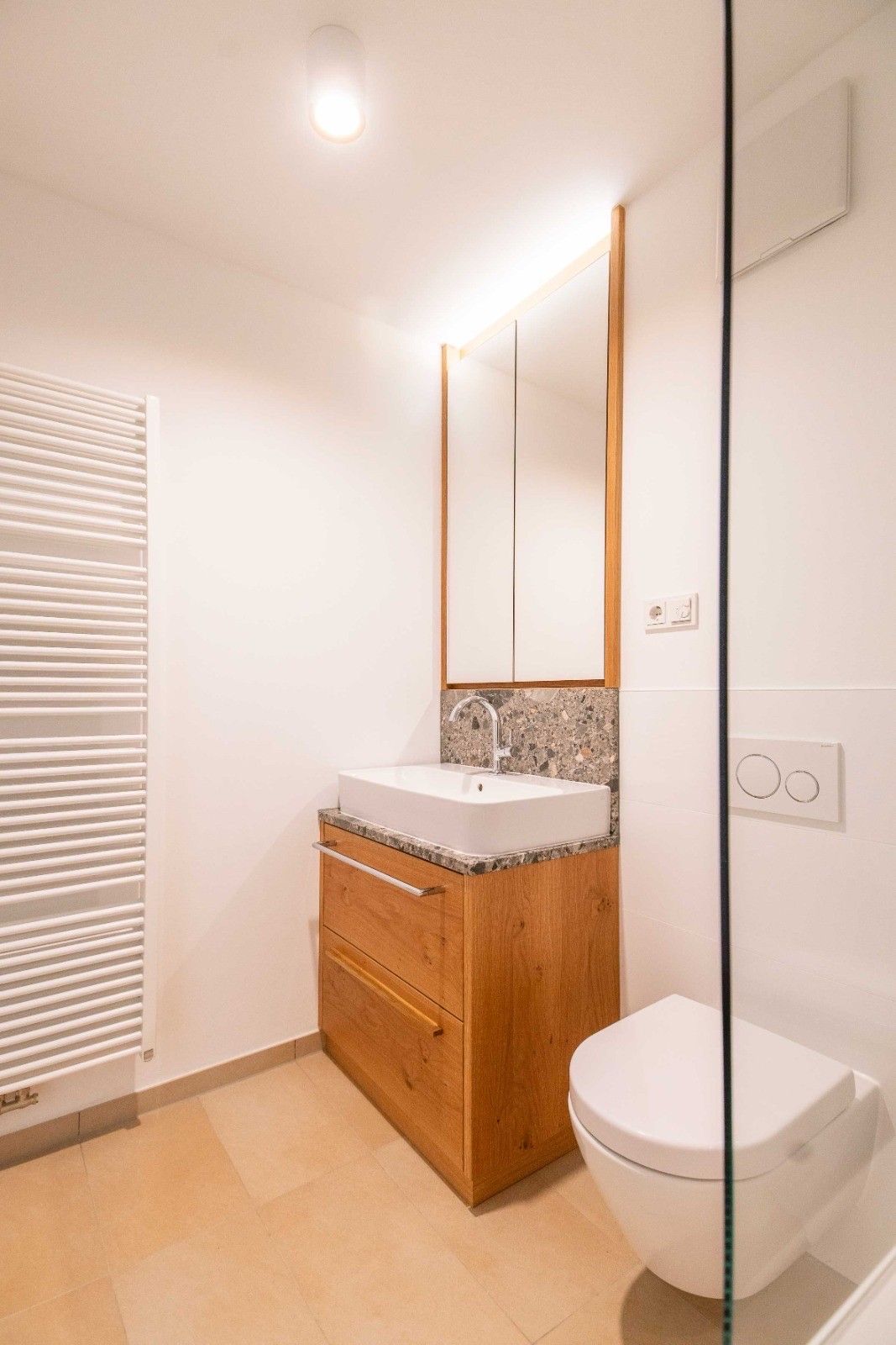 Badezimmereinrichtung elektro-bleumortier