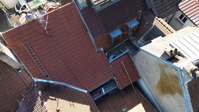 Rénovation de toiture vue aérienne