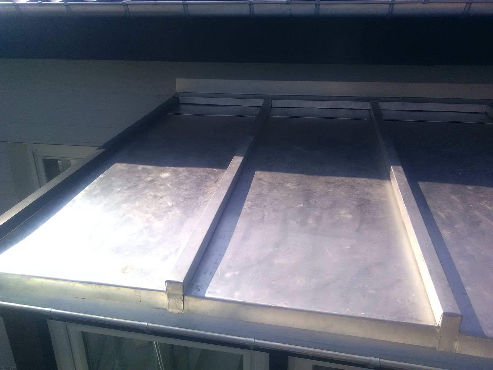 Zinguerie sur toiture plate