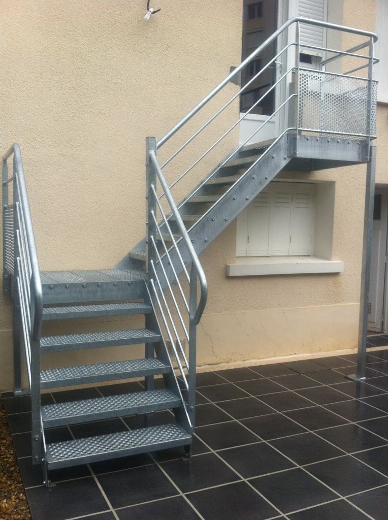 Escalier en acier avec angle