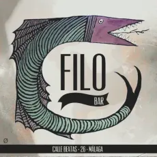 Logotipo para Filo Bar en M&aacute;laga: Ilustraci&oacute;n de un pez con el nombre del bar en negrita y la direcci&oacute;n debajo.