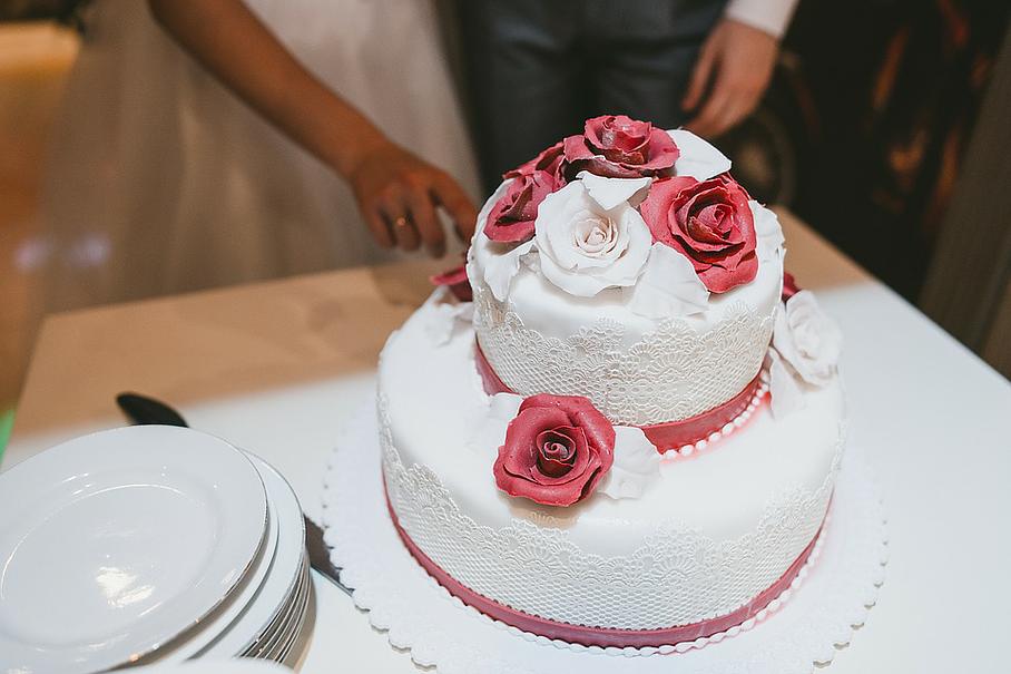 Wedding cakes, pièces montées et gâteaux personnalisés Wedding cakes, pièces montées et gâteaux personnalisés