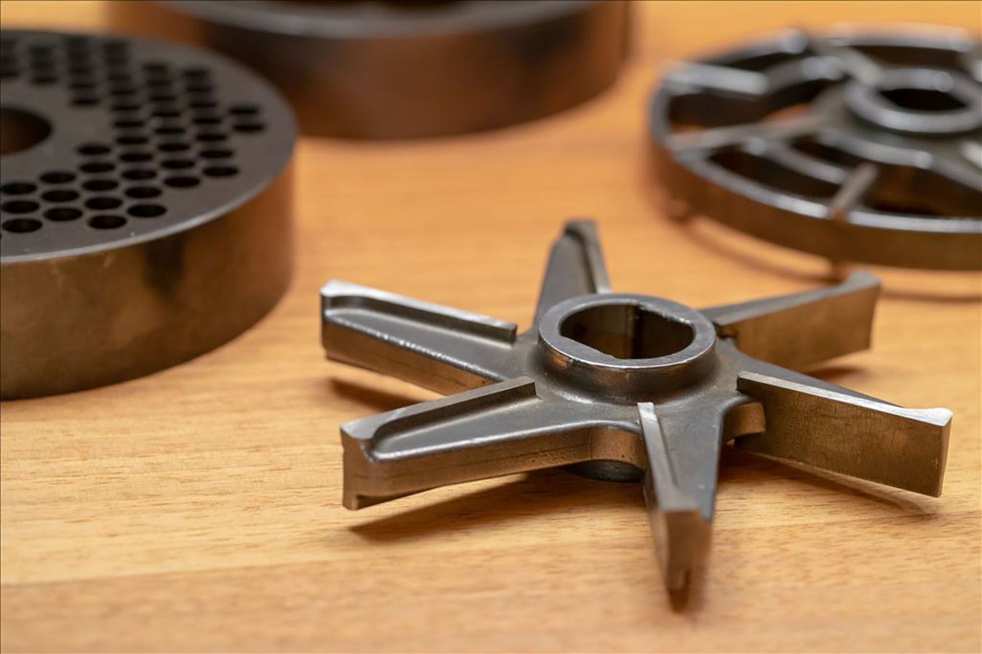 Schneiden - Schleiferei • Messerschmiede Schleifservice Greuter in Ried im Muotathal