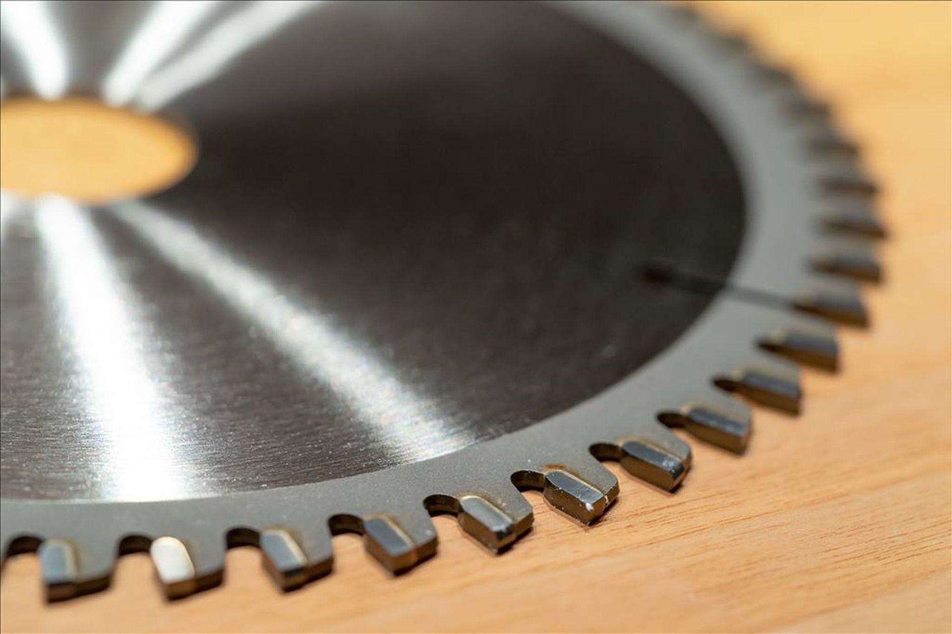 Sägeblatt - Schleiferei • Messerschmiede Schleifservice Greuter in Ried im Muotathal