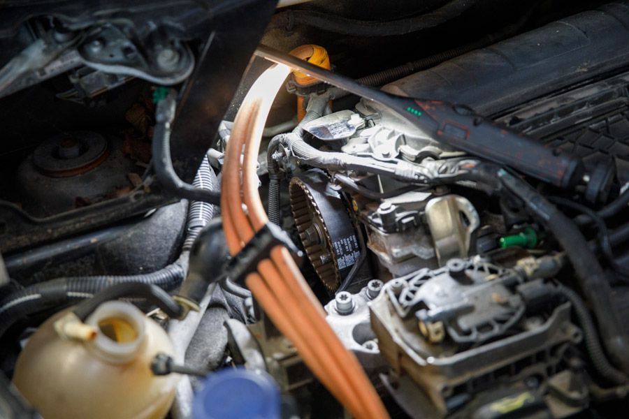 Moteur d'une voiture vu de près