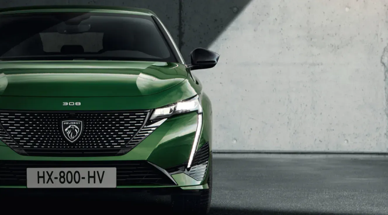 Peugeot 308 verte