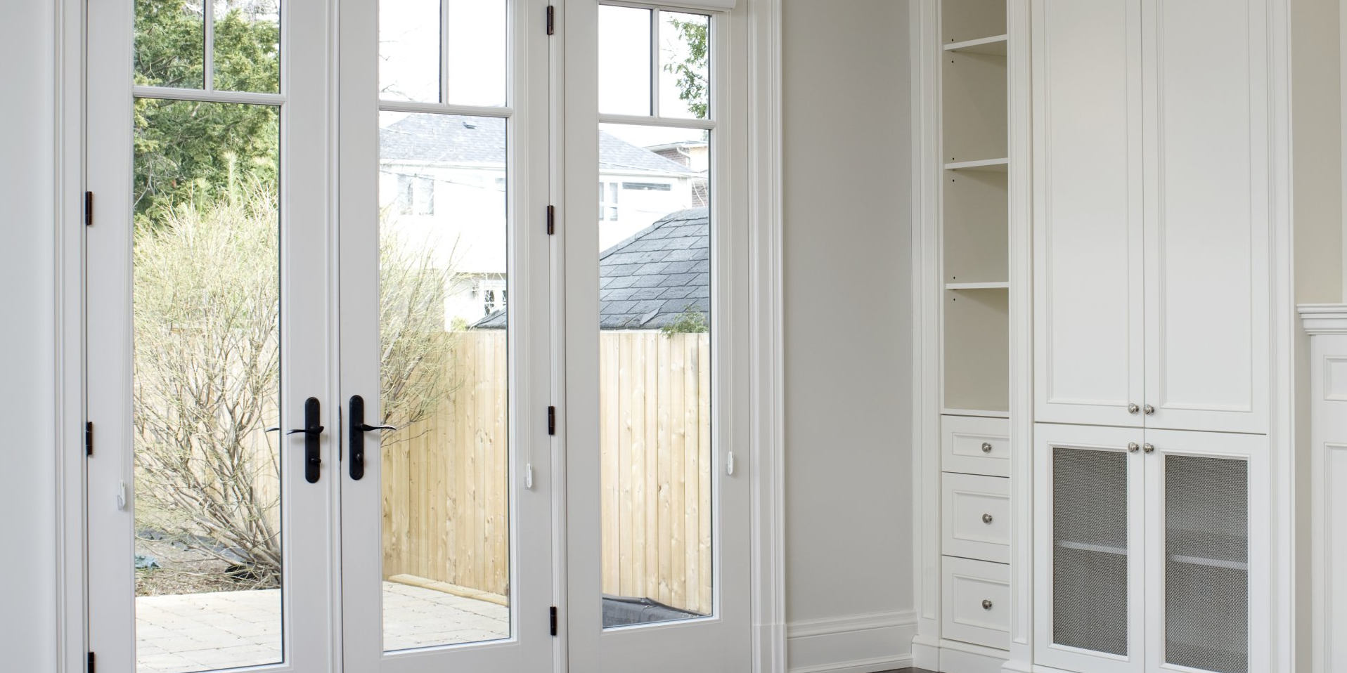 Porte-fenêtre en aluminium