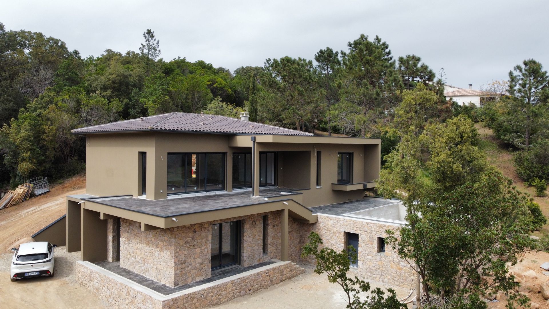 Maison en Corse menuiserie en aluminium Schüco