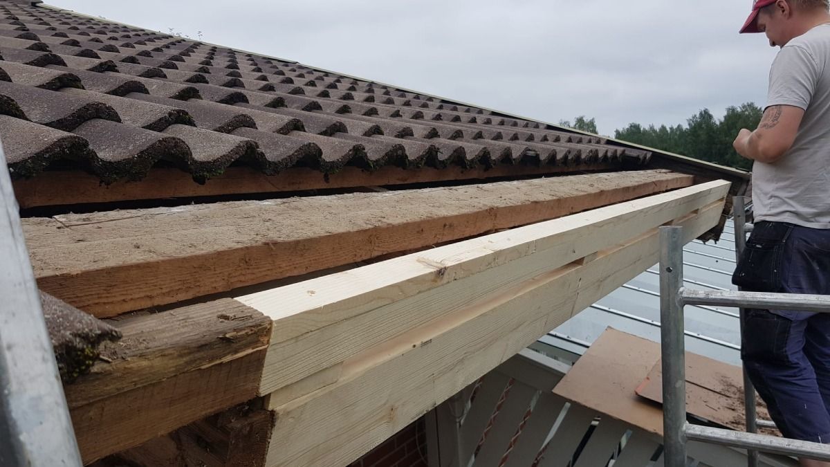 Kattojen saneeraukset