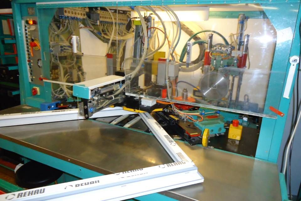 Schneider Kunststofffenster Fabrikation