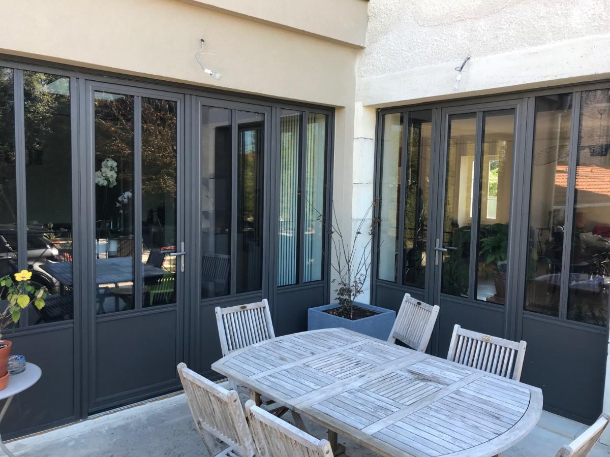 Photo de porte fenêtre multi vantaux