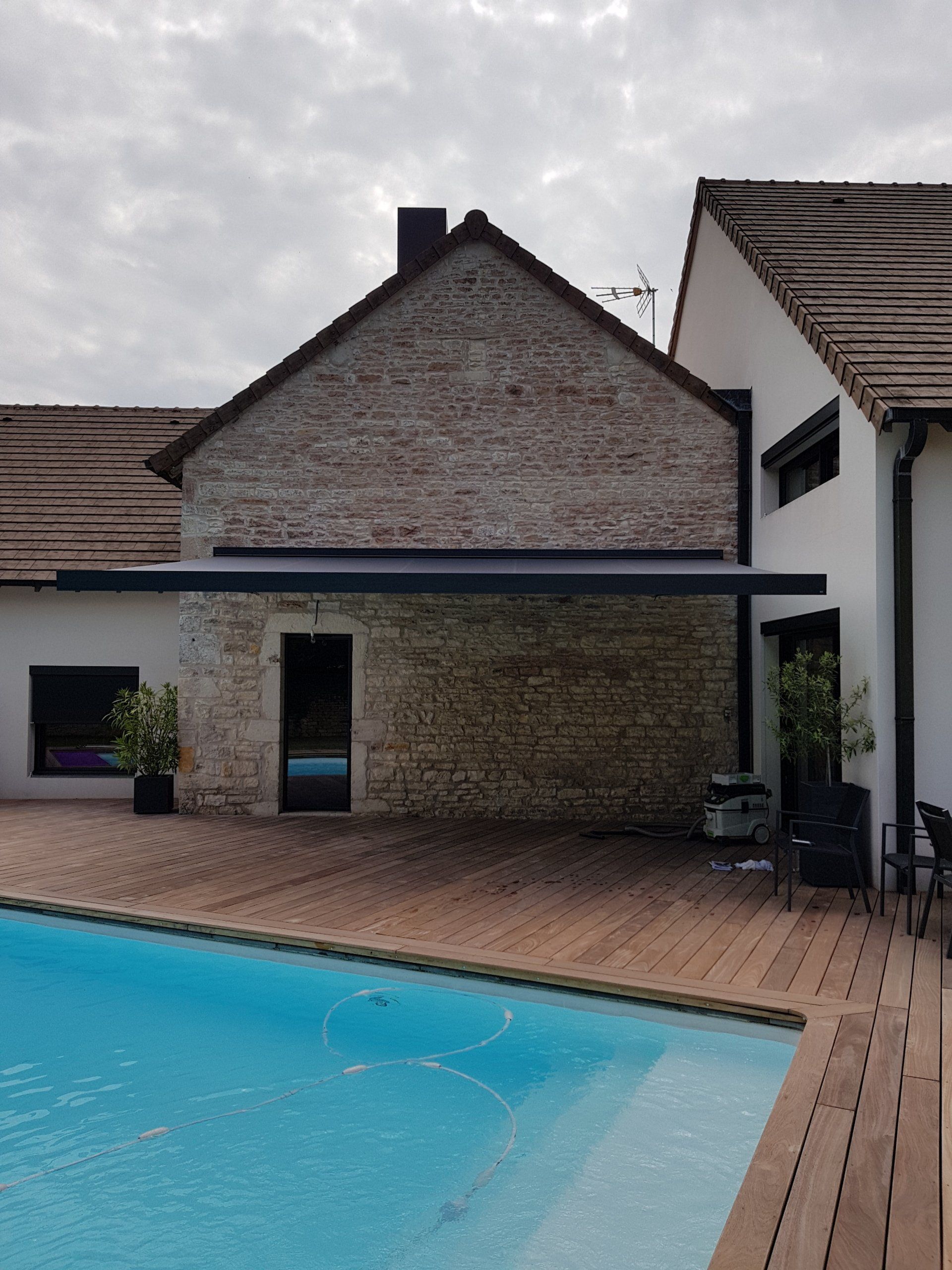 Photo d'un sotre coffre ouvert