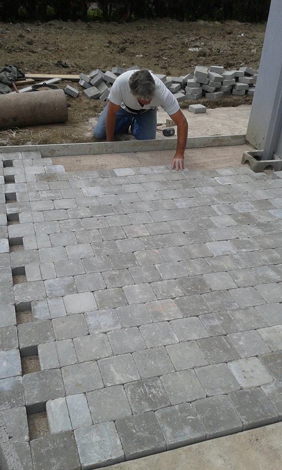 Finitions pour la pose de pavés