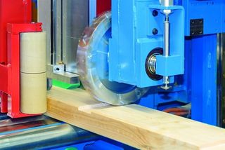 Abbund mit neuster CNC-Technik Abbund mit neuster CNC-Technik