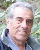 Uma silhueta cinza de um homem sem rosto